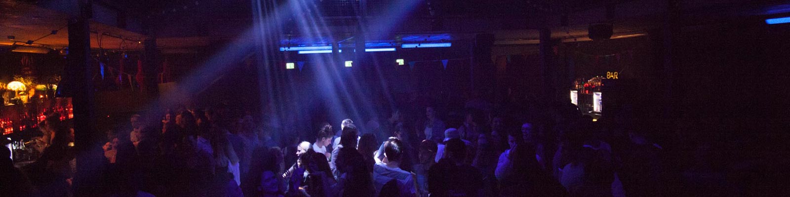 Tanzevents - von Standard-Latein bis zu Lindy Hop und Boogie tanzflaeche1 (zip)